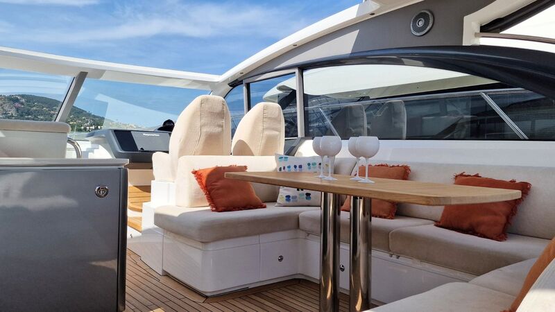 PRINCESS V50